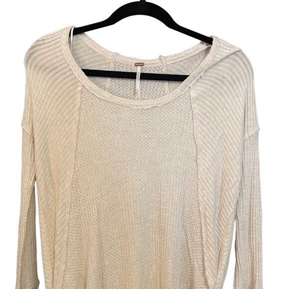 Free People Women's Ventura Drappy Thermal Waffle Long Sleeve Blouse XS - Picture 4 of 7